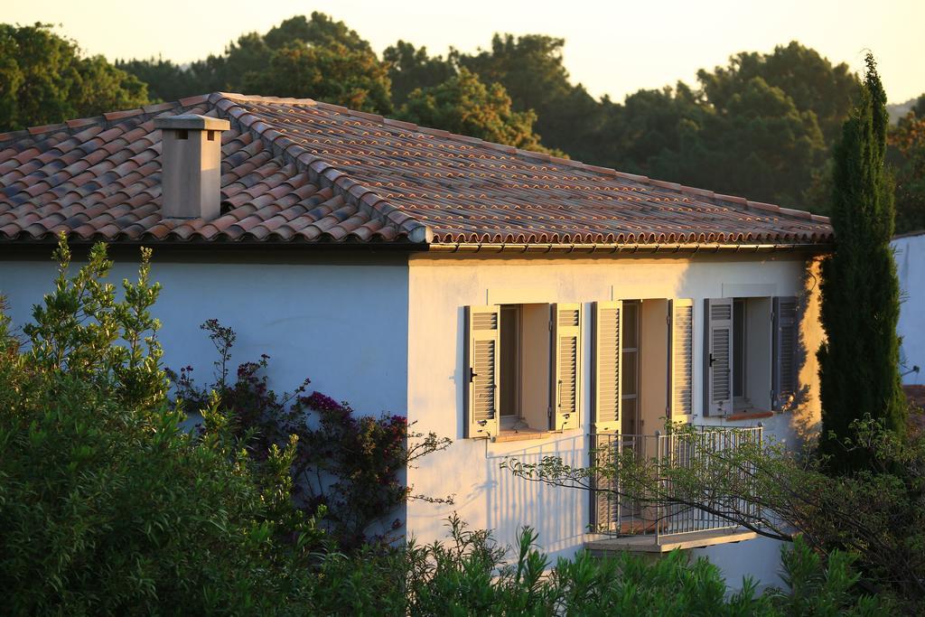 Le Pinarello Hotel Sainte-Lucie de Porto-Vecchio Exterior photo