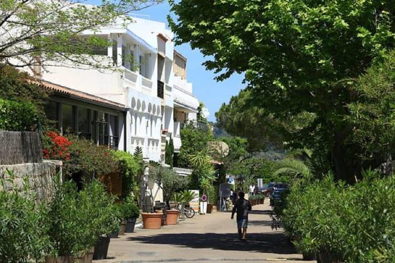 Le Pinarello Hotel Sainte-Lucie de Porto-Vecchio Exterior photo
